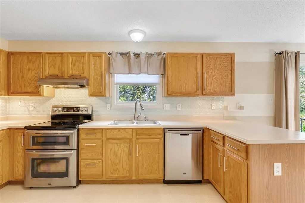 533 Donna Marie Dr #NA - Photo 2 of 25