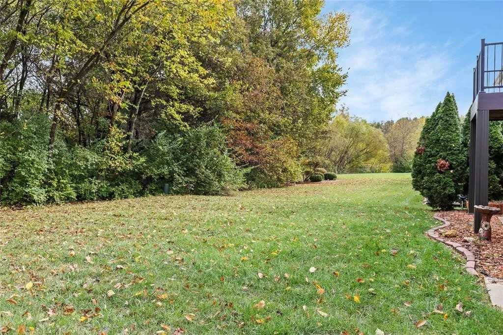 533 Donna Marie Dr #NA - Photo 5 of 25