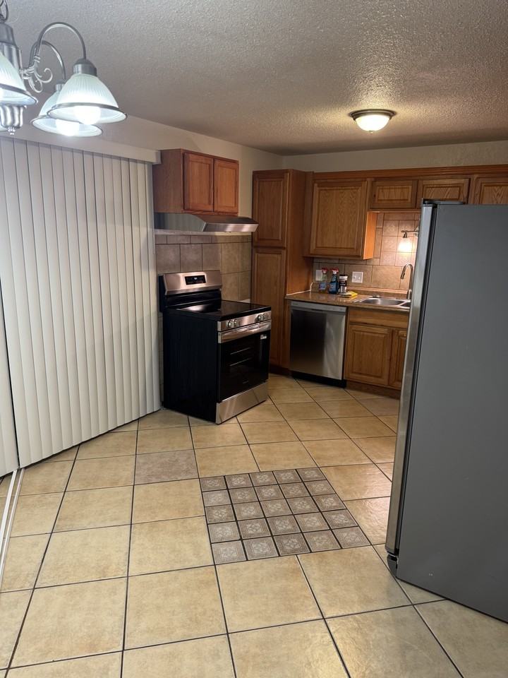 16828 E 7th Pl #NA - Photo 4 of 19