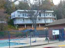 featured image of 200 Parkview Dr #2