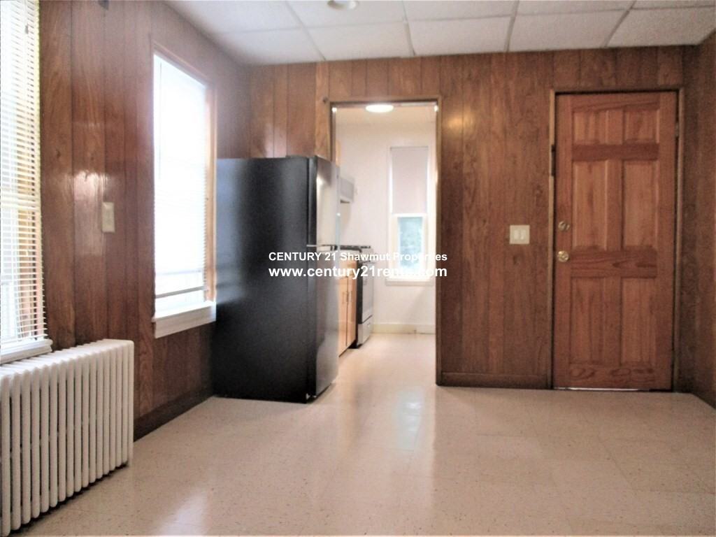 Sydney St #2 - Photo 6 of 12