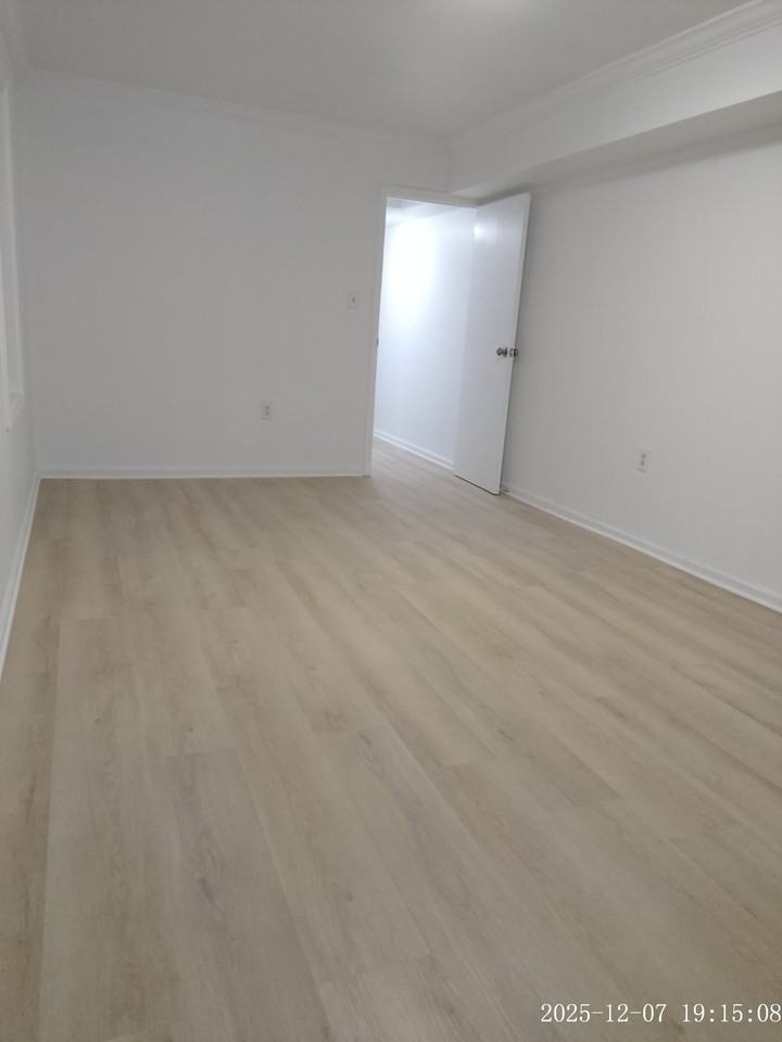 1551 9th St Nw #2 - Photo 7 of 13