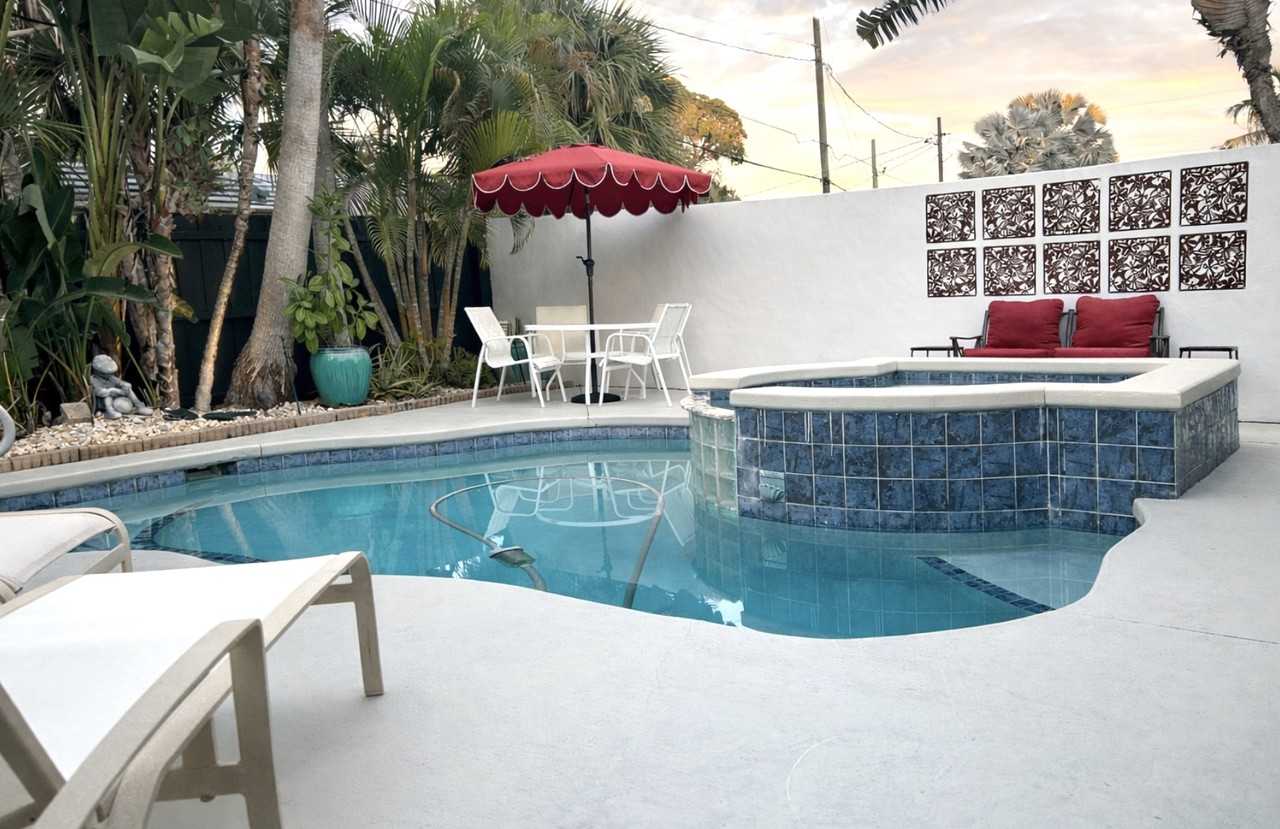 409 35th St #NA - Photo 3 of 15