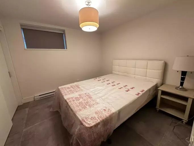 6836 Laurel St - Photo 5 of 8