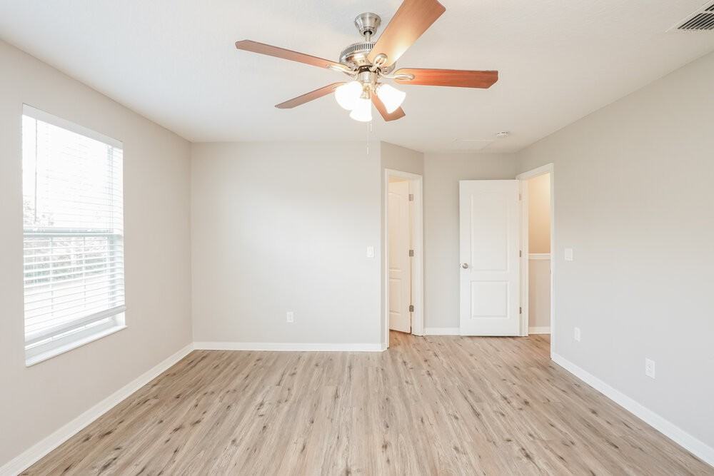 6842 Little Blue Ln - Photo 7 of 17