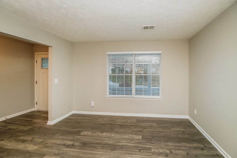 3818 Landgraf Cv - Photo 5 of 18