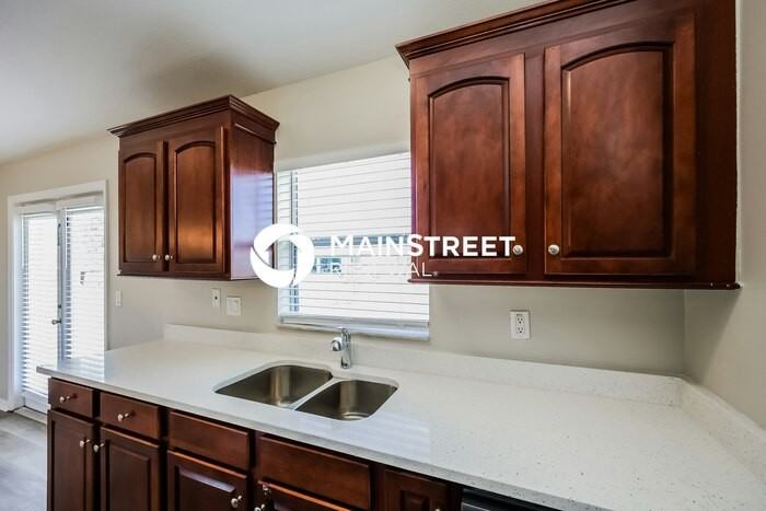 2714 23rd St Sw - Photo 5 of 15