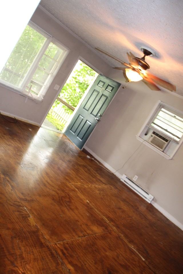 1200 Chester Ave #C - Photo 7 of 20