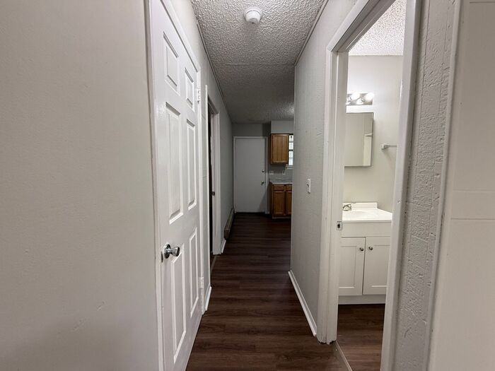 2303 Burns St #A - Photo 5 of 13