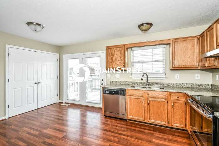 385 Drake Dr - Photo 7 of 16