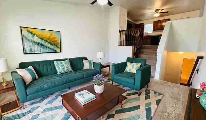 5942 Ne 42nd St - Photo 2 of 49