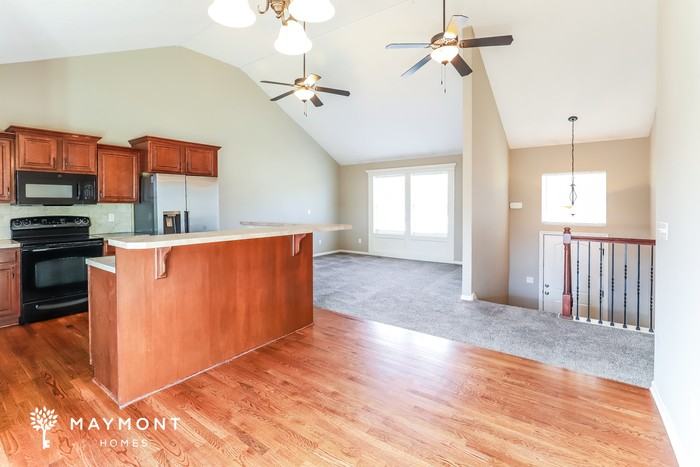 605 Marguerite St - Photo 6 of 13