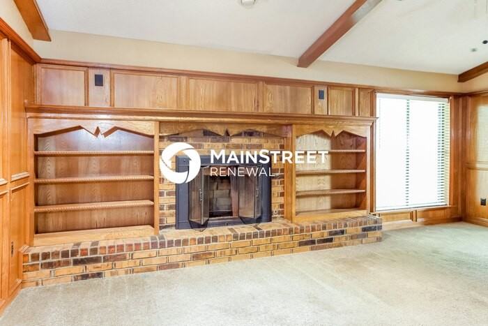 1124 N Patterson Dr - Photo 3 of 16