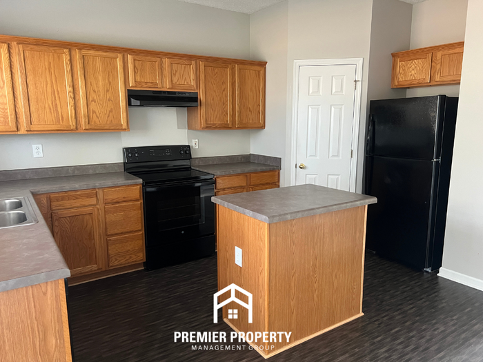 110 Wallhaven Dr Sw - Photo 5 of 32