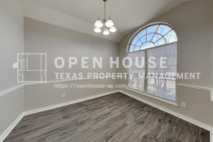 1508 Brittany Ln - Photo 7 of 21