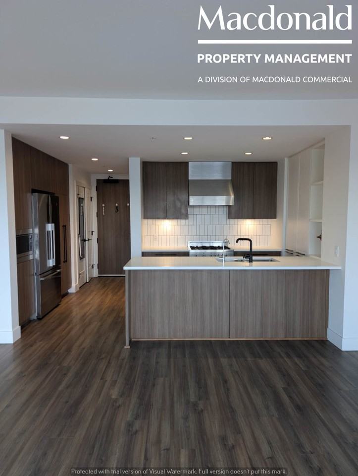 6933 Cambie St - Photo 4 of 35