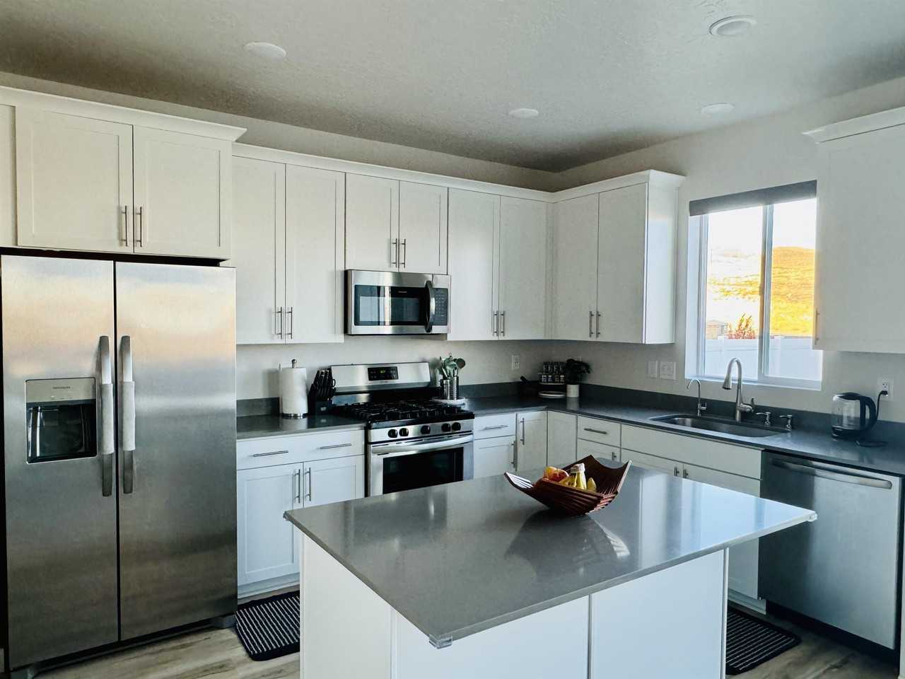 2687 N Snowberry Dr #1 - Photo 5 of 41