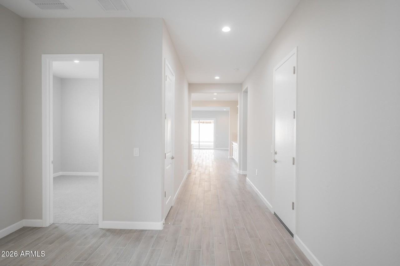 24223 N 21st Pl - Photo 5 of 27