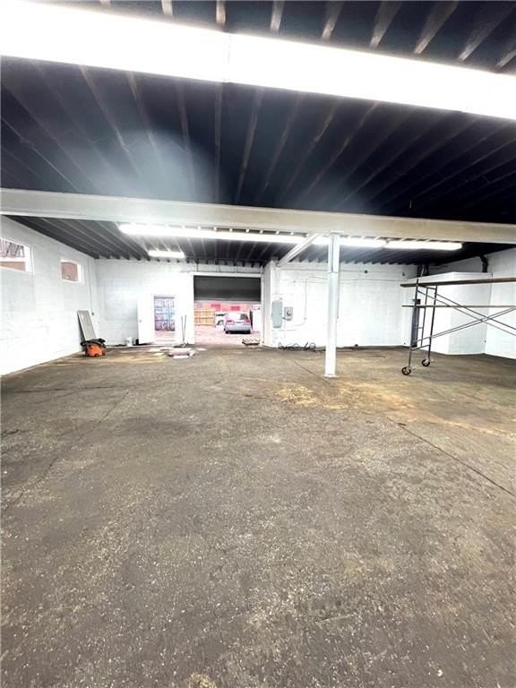 3859 9th St - Photo 5 of 8