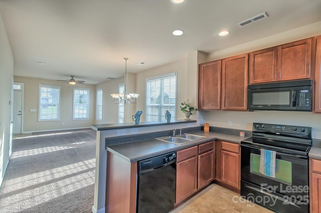 9503 Longstone Ln - Photo 7 of 19