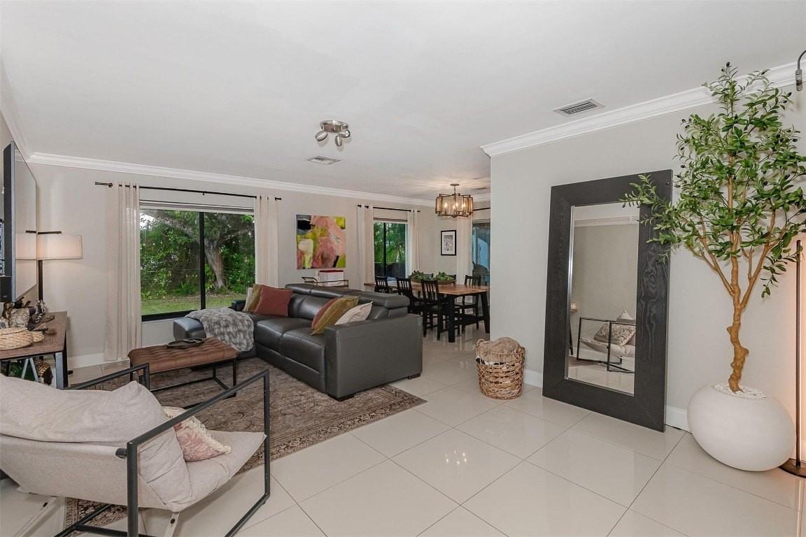 7509 Nw 40th Pl - Photo 2 of 27