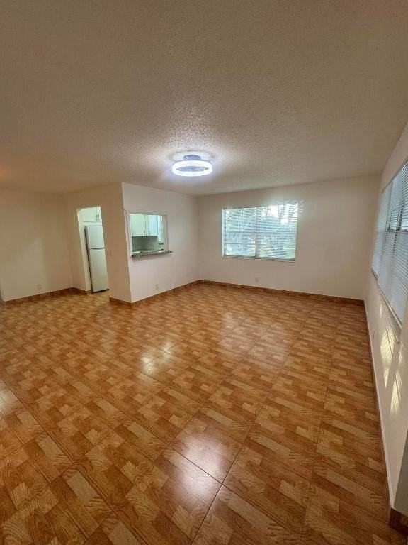 346 Windsor O - Photo 2 of 27