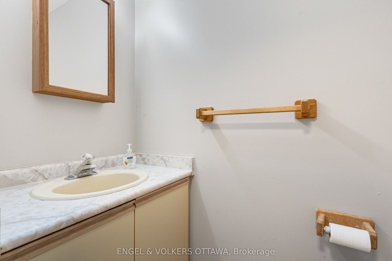 1321 Morley Blvd - Photo 4 of 22