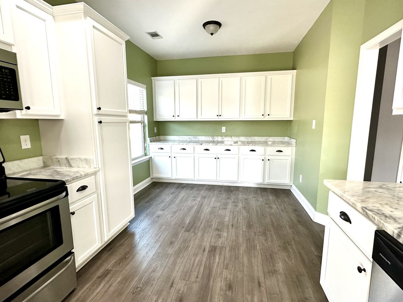 136 Running Creek Dr #1 - Photo 4 of 10