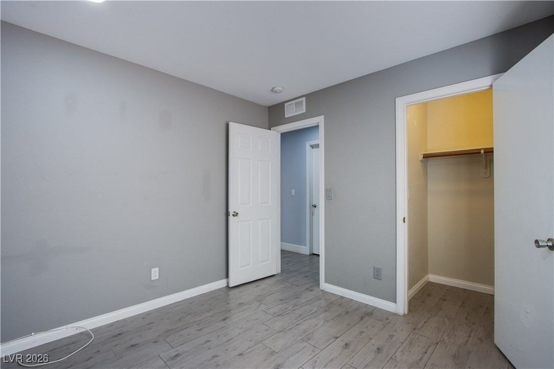 9645 Grapeland Ave - Photo 6 of 8