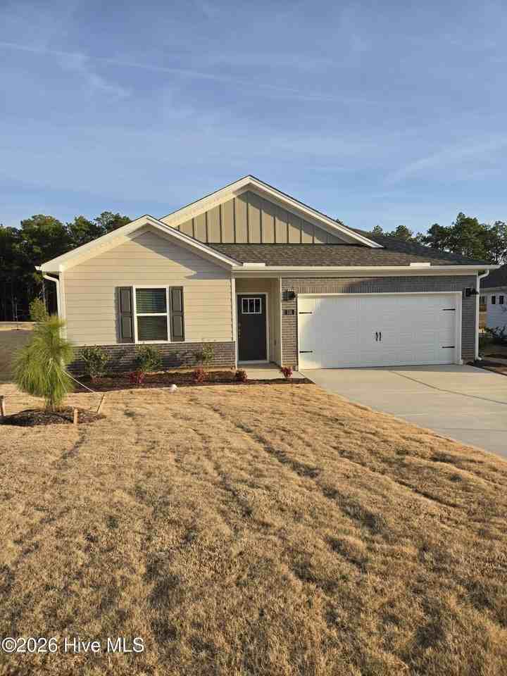 531 Banbury Ln - Photo 2 of 22