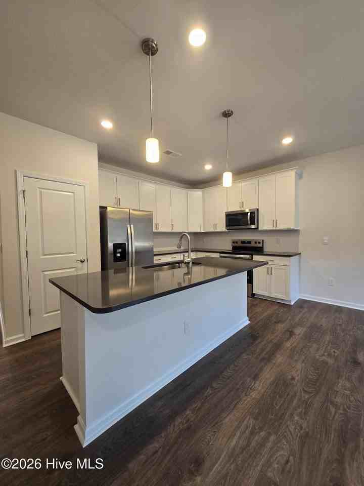 531 Banbury Ln - Photo 6 of 22