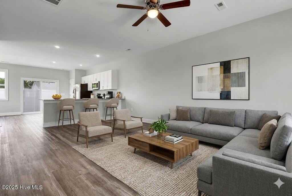 309 Starfish Ln - Photo 2 of 45