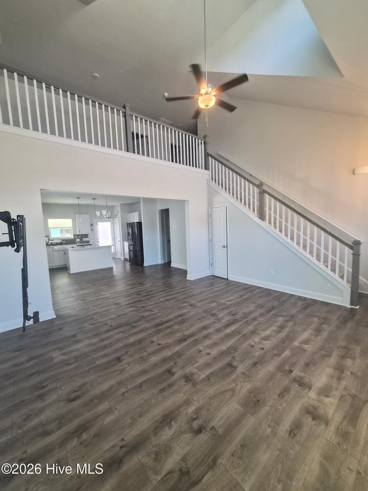 301 Harvest Meadows Xing - Photo 4 of 37