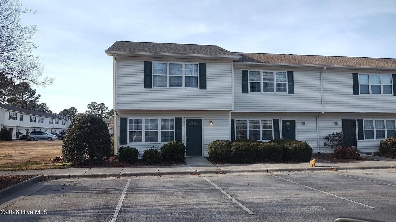 90 Century Ct - Photo 2 of 21