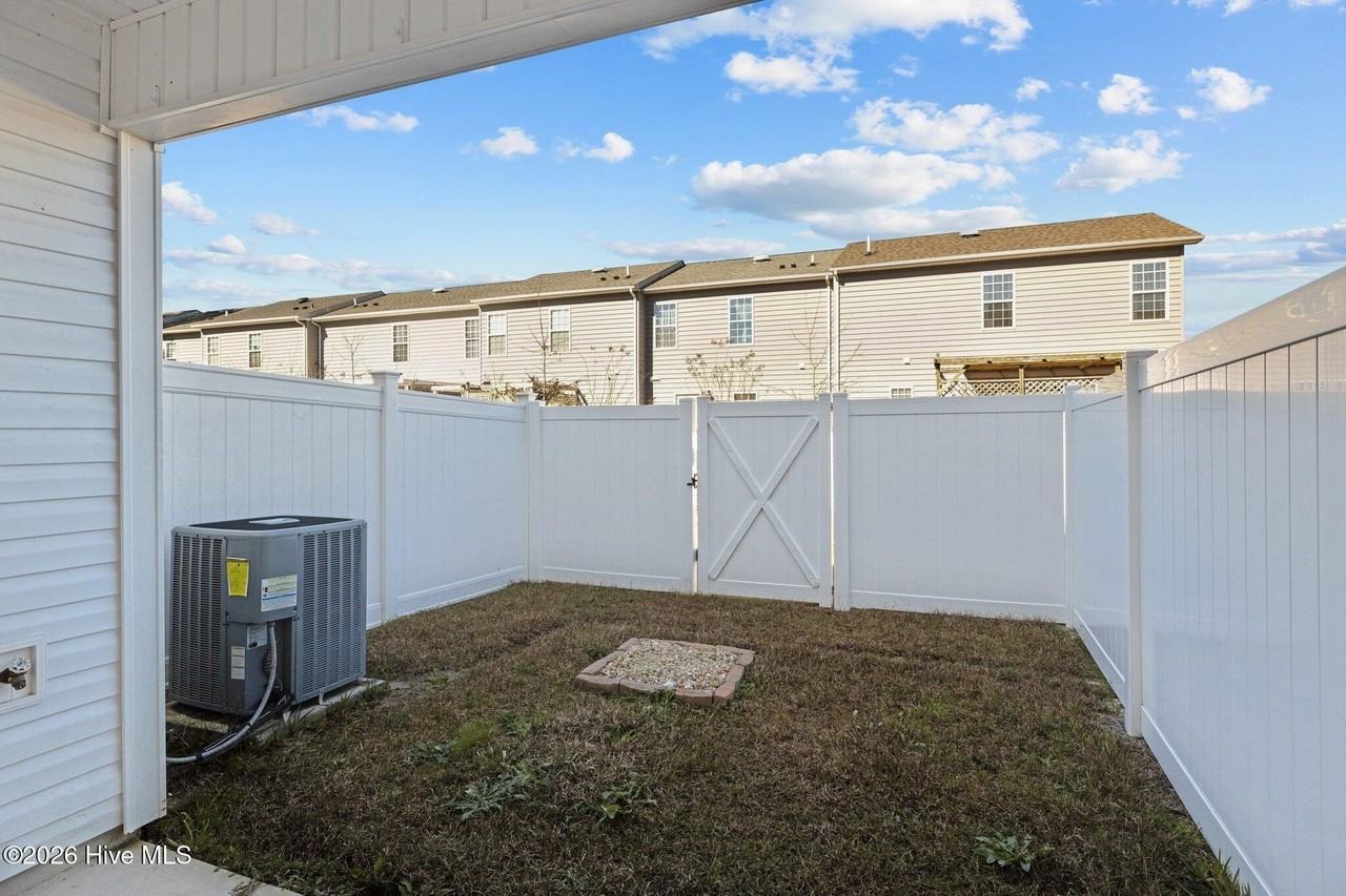 56 Catalina Cir Unit 56 #56 - Photo 3 of 35