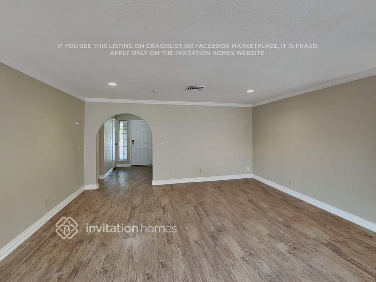 2250 Horse Creek Cir - Photo 4 of 20