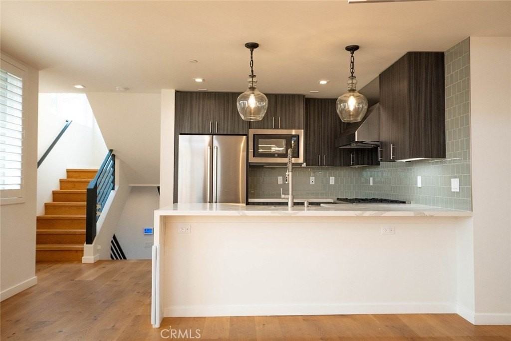 1825 11th St - Photo 6 of 30