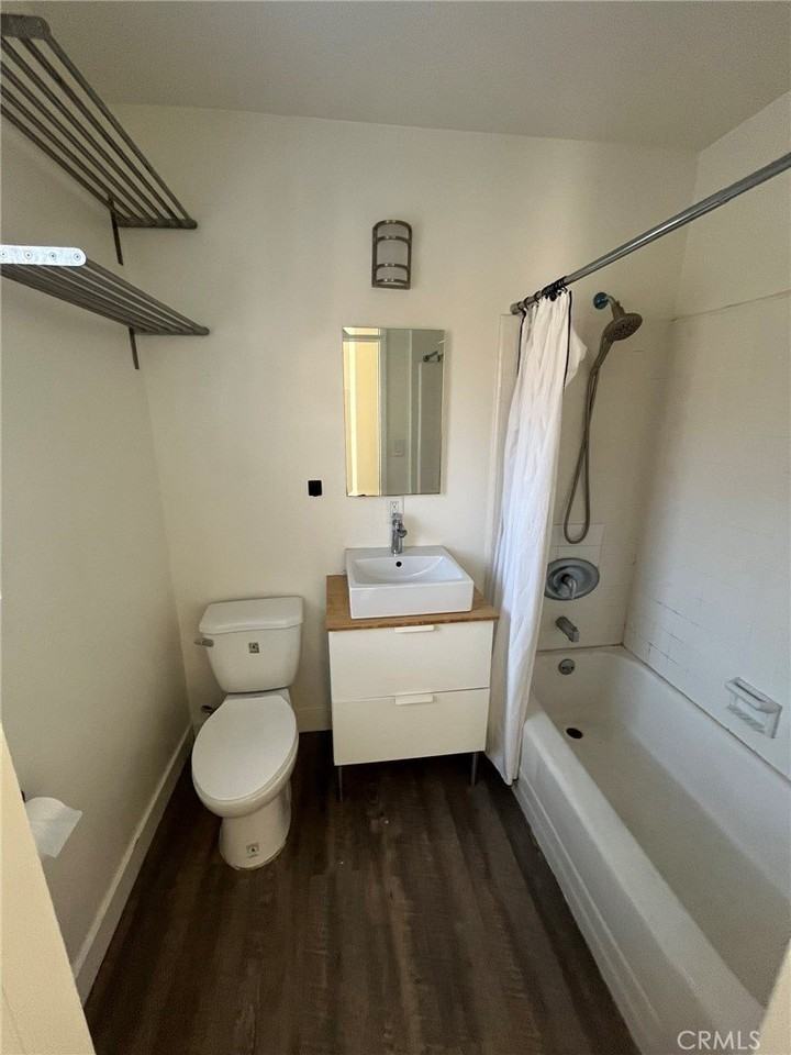 5258 Cartwright Ave #1 - Photo 4 of 7