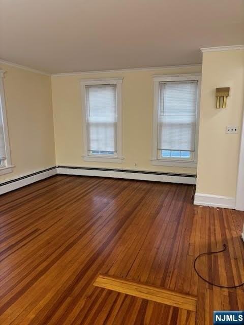 333 Maple Ave - Photo 4 of 16