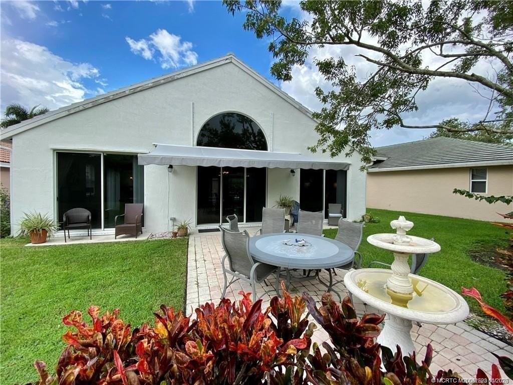 3198 Se Carrick Green Ct - Photo 4 of 32