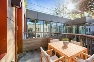 featured image of 123 Melrose St #828