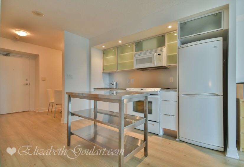 25 Telegram Mews - Photo 3 of 21