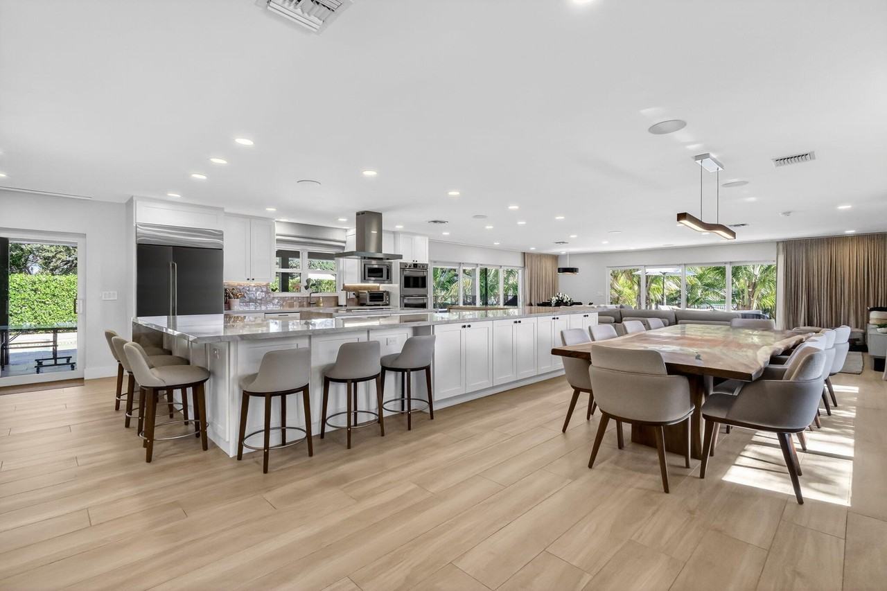 937 Sw 34th Ct - Photo 5 of 40