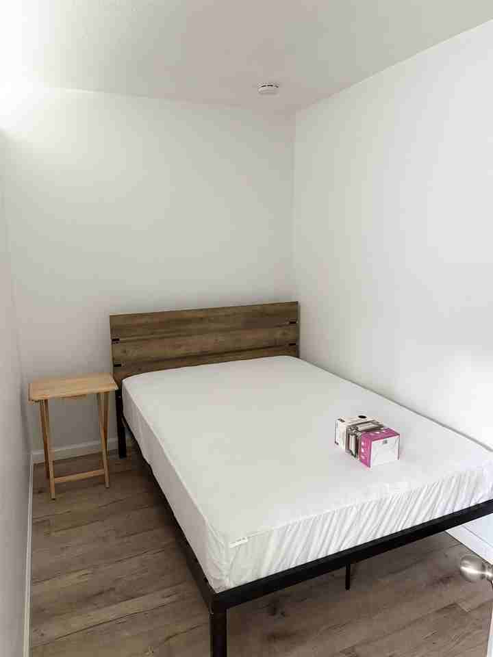 2213 Holton St - Photo 7 of 10