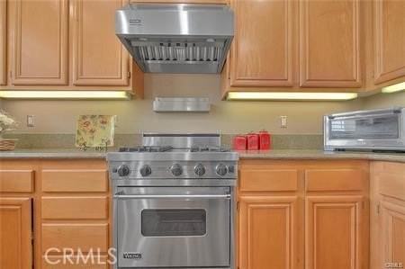 215 S San Vicente Ln - Photo 4 of 9