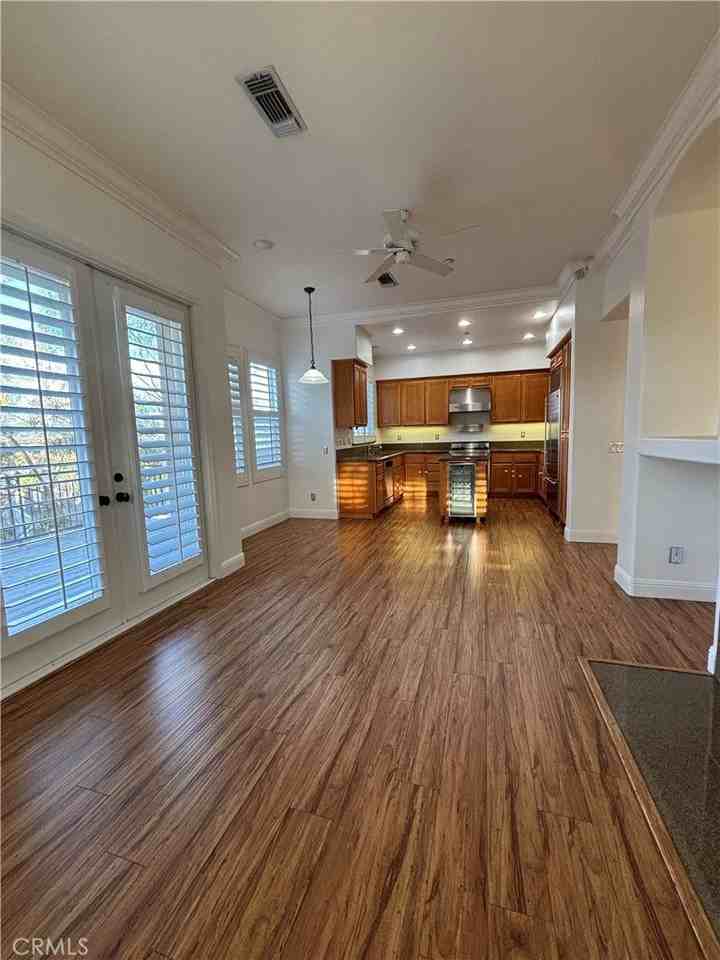 215 S San Vicente Ln - Photo 5 of 9