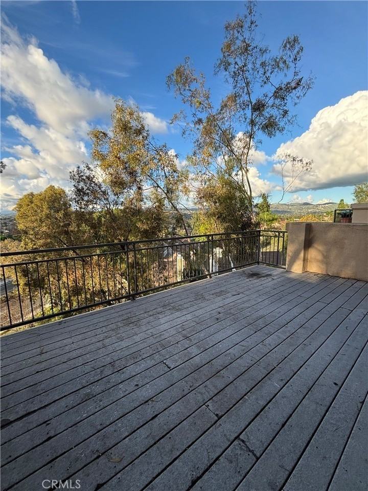 215 S San Vicente Ln - Photo 7 of 9