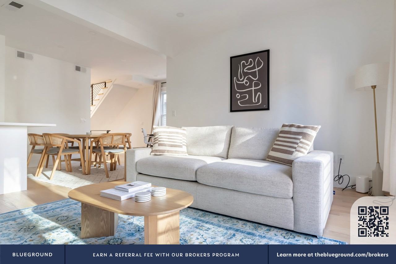 50 Kinnaird Street - Photo 4 of 35