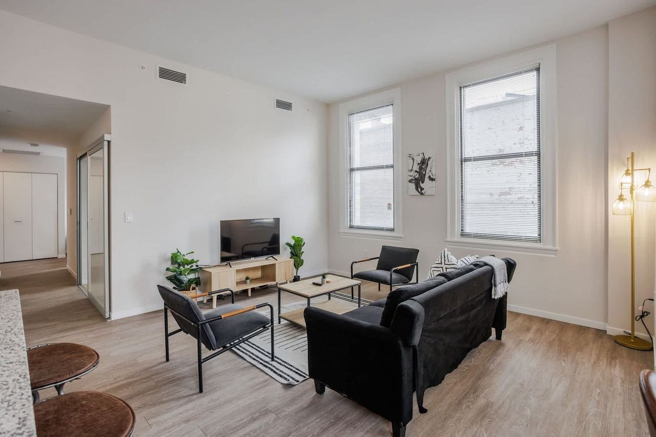 1 West 4th Street - Photo 7 of 31