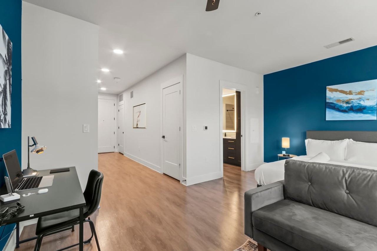 2317 W Grace St #1312500P - Photo 7 of 23